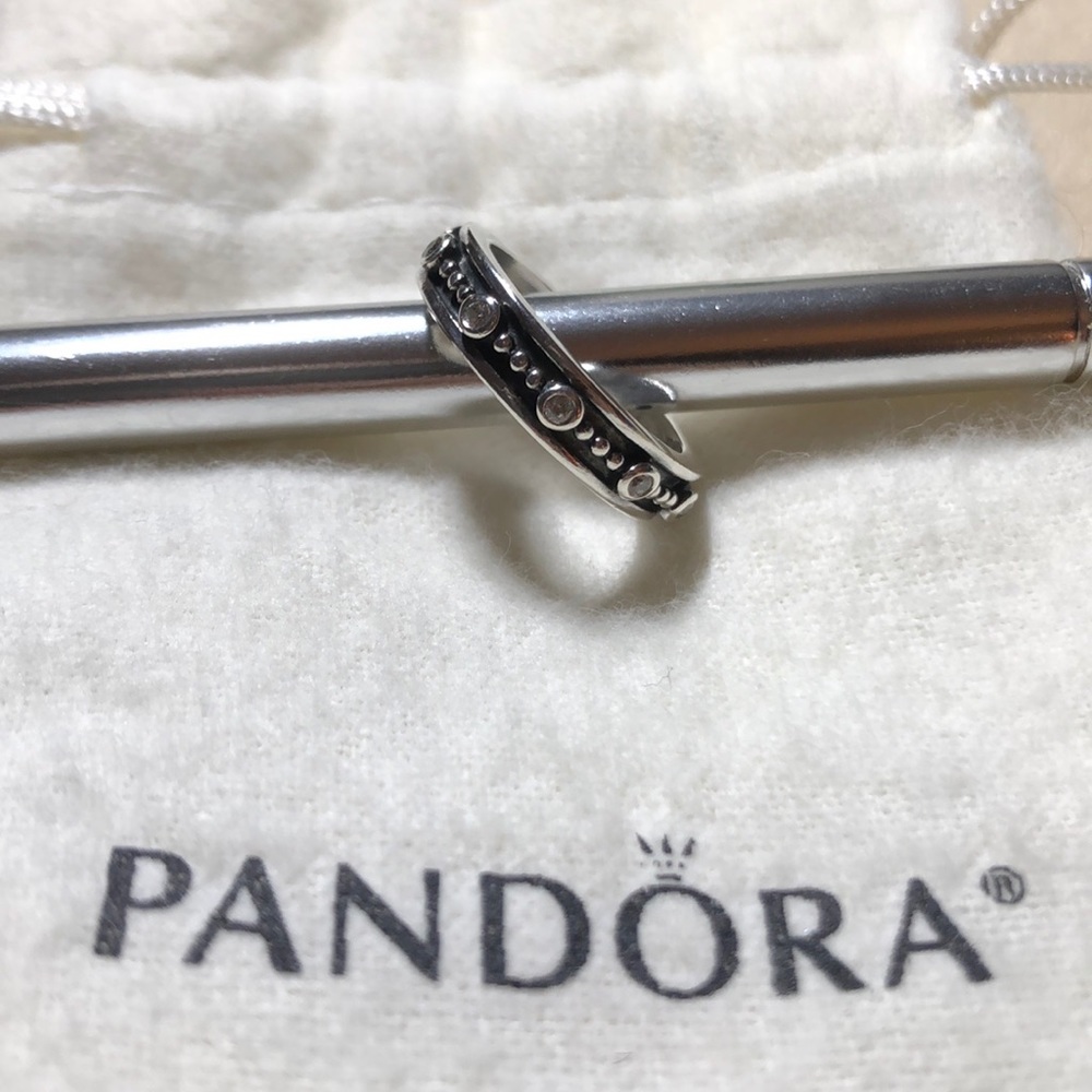 Pandora ring